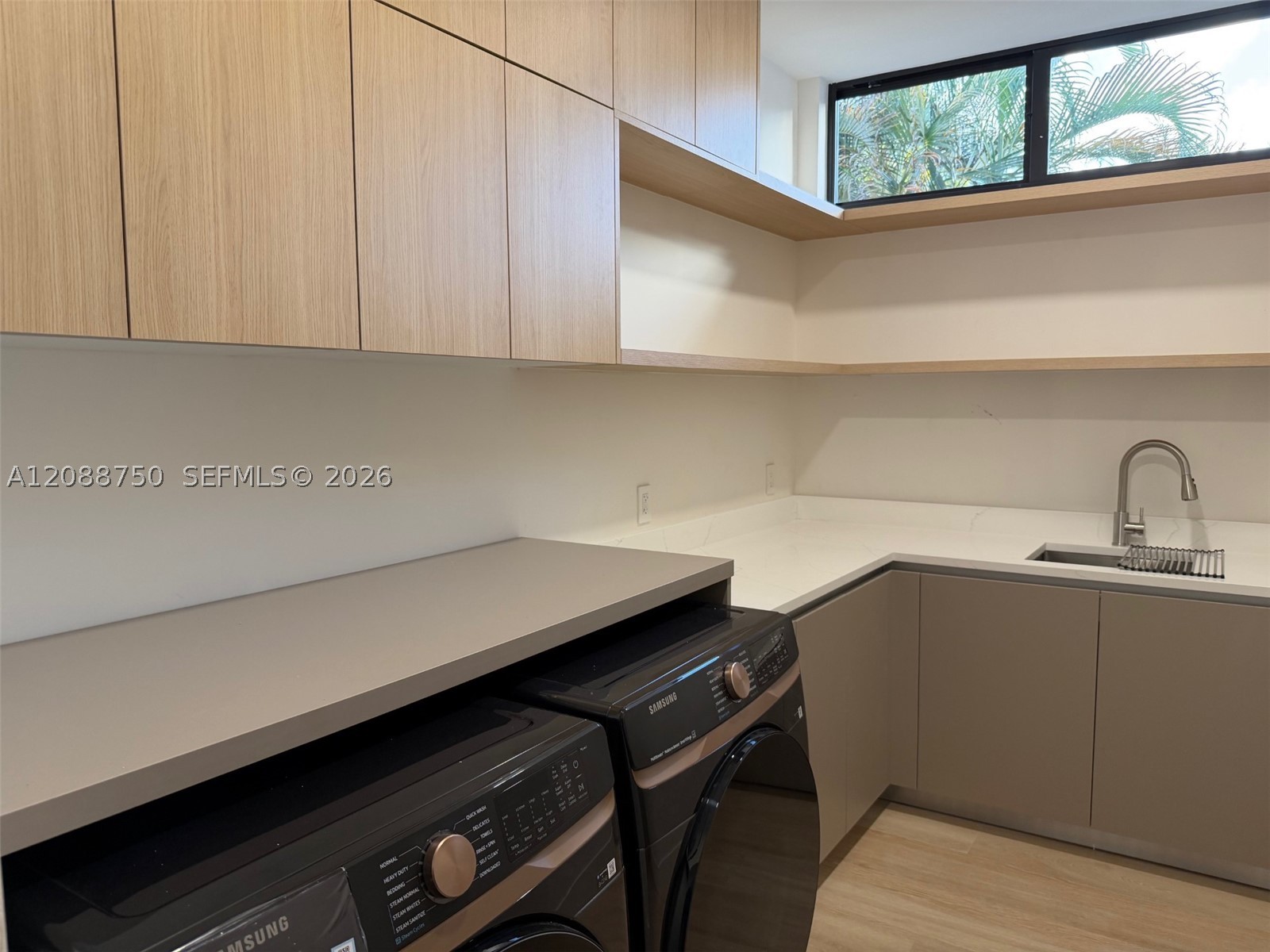 1724 NE 16th Ave, Fort Lauderdale FL 33305