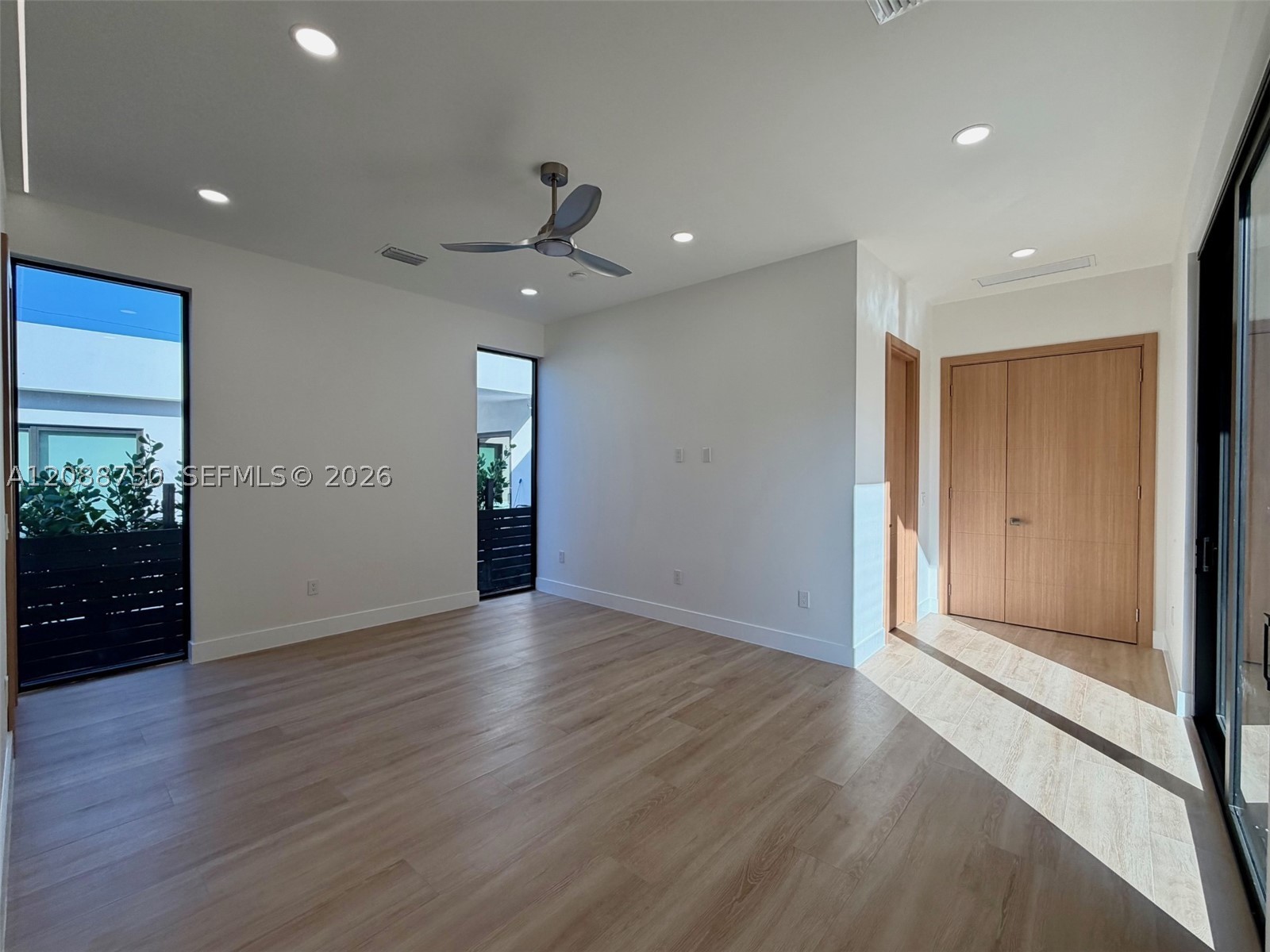 1724 NE 16th Ave, Fort Lauderdale FL 33305