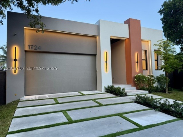 1724 NE 16th Ave, Fort Lauderdale FL 33305