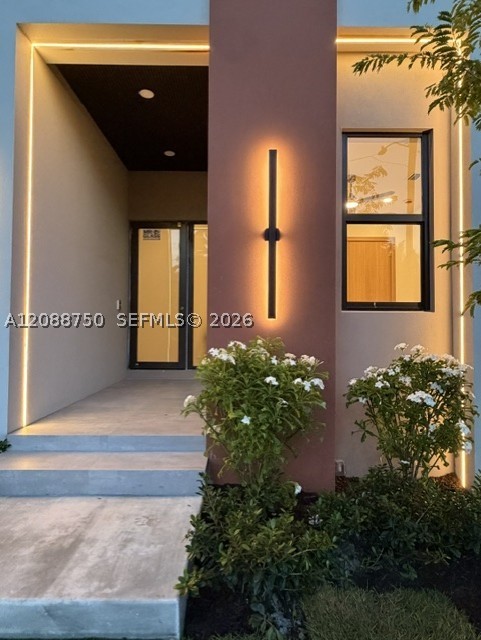 1724 NE 16th Ave, Fort Lauderdale FL 33305