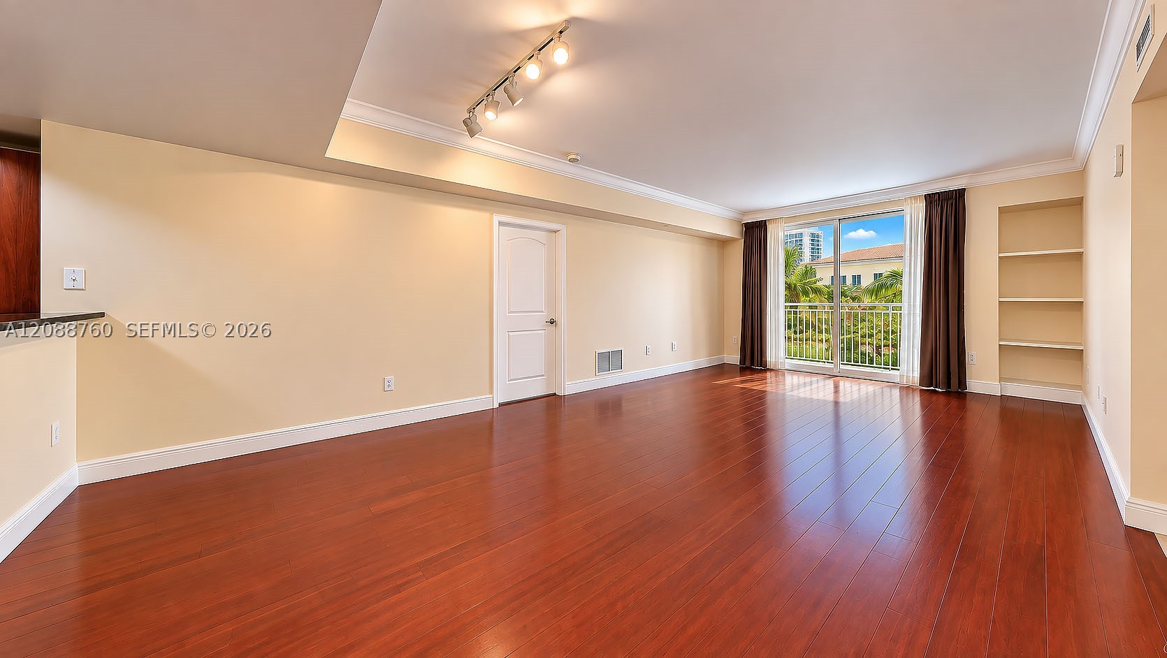 7350 SW 89th St #716S, Miami FL 33156