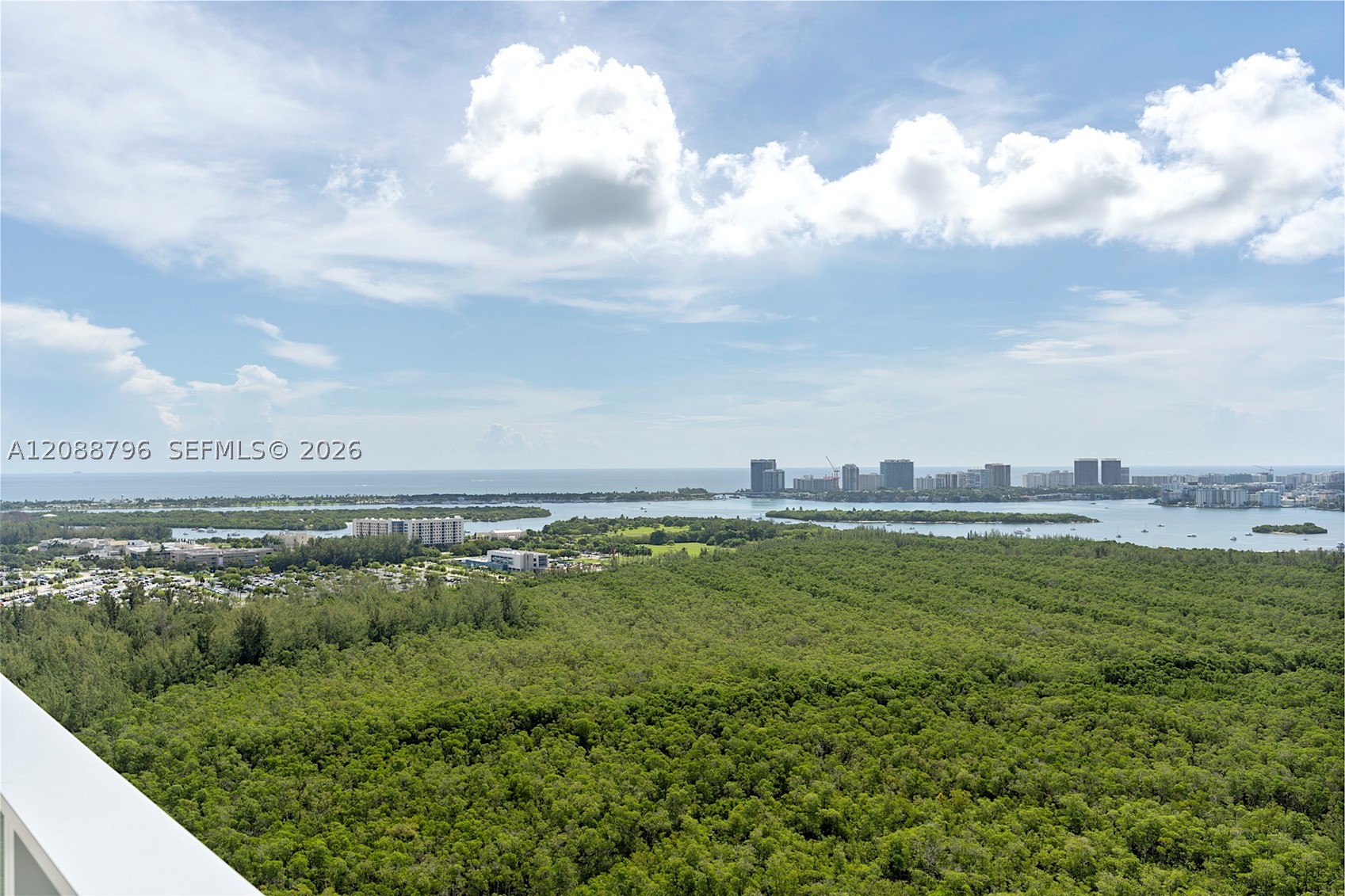 2411 laguna cir #2802, North Miami FL 33181