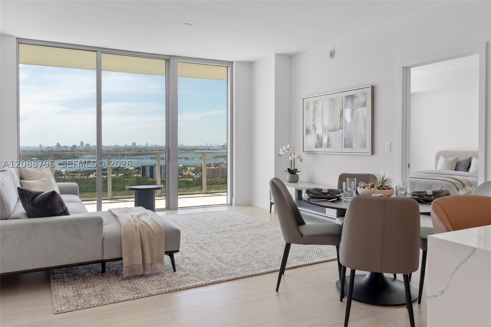 2411 laguna cir #2802, North Miami FL 33181