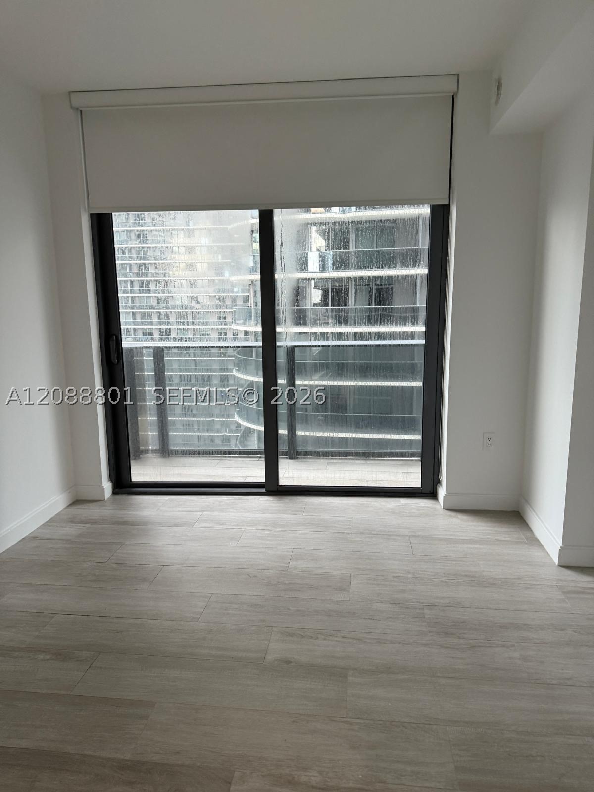 55 SW 9th St #2401, Miami FL 33130