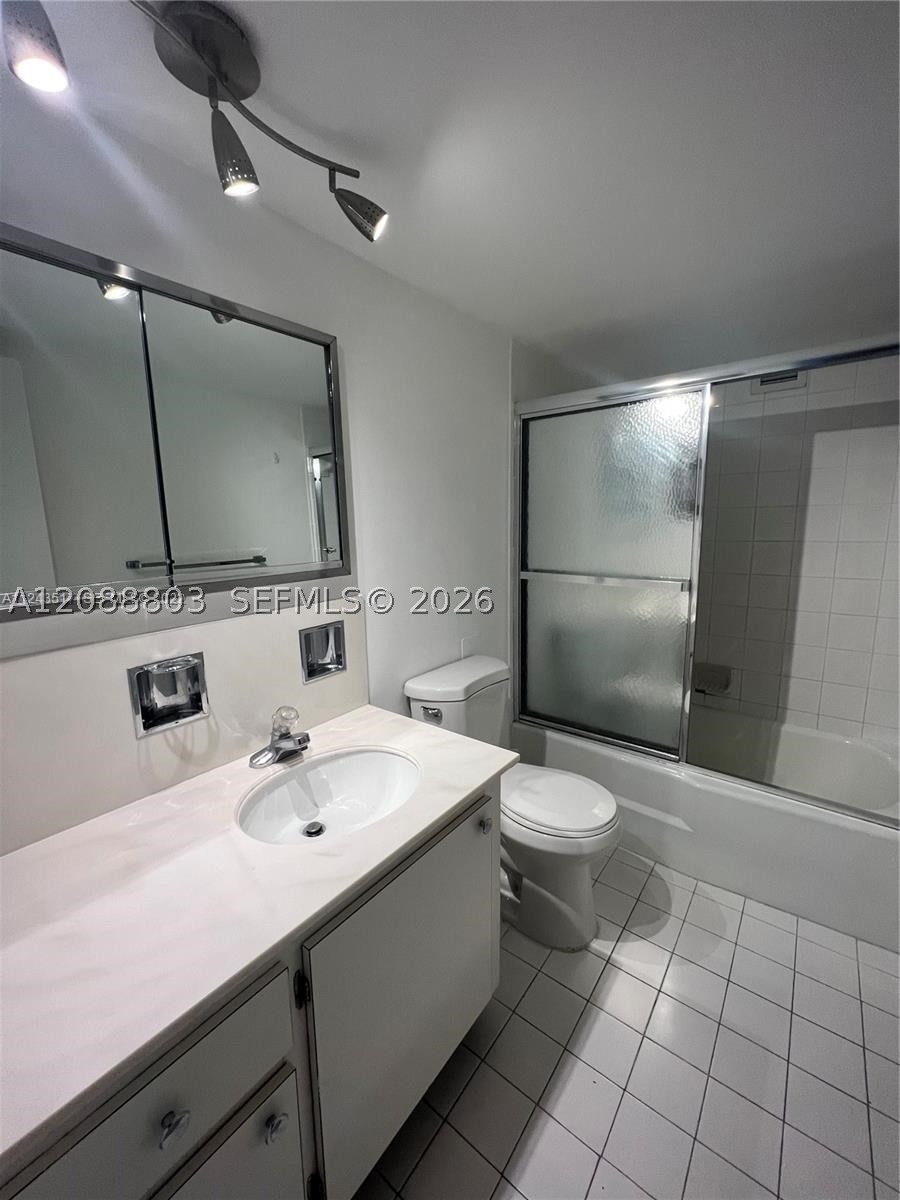 5161 Collins Ave #1710, Miami Beach FL 33140