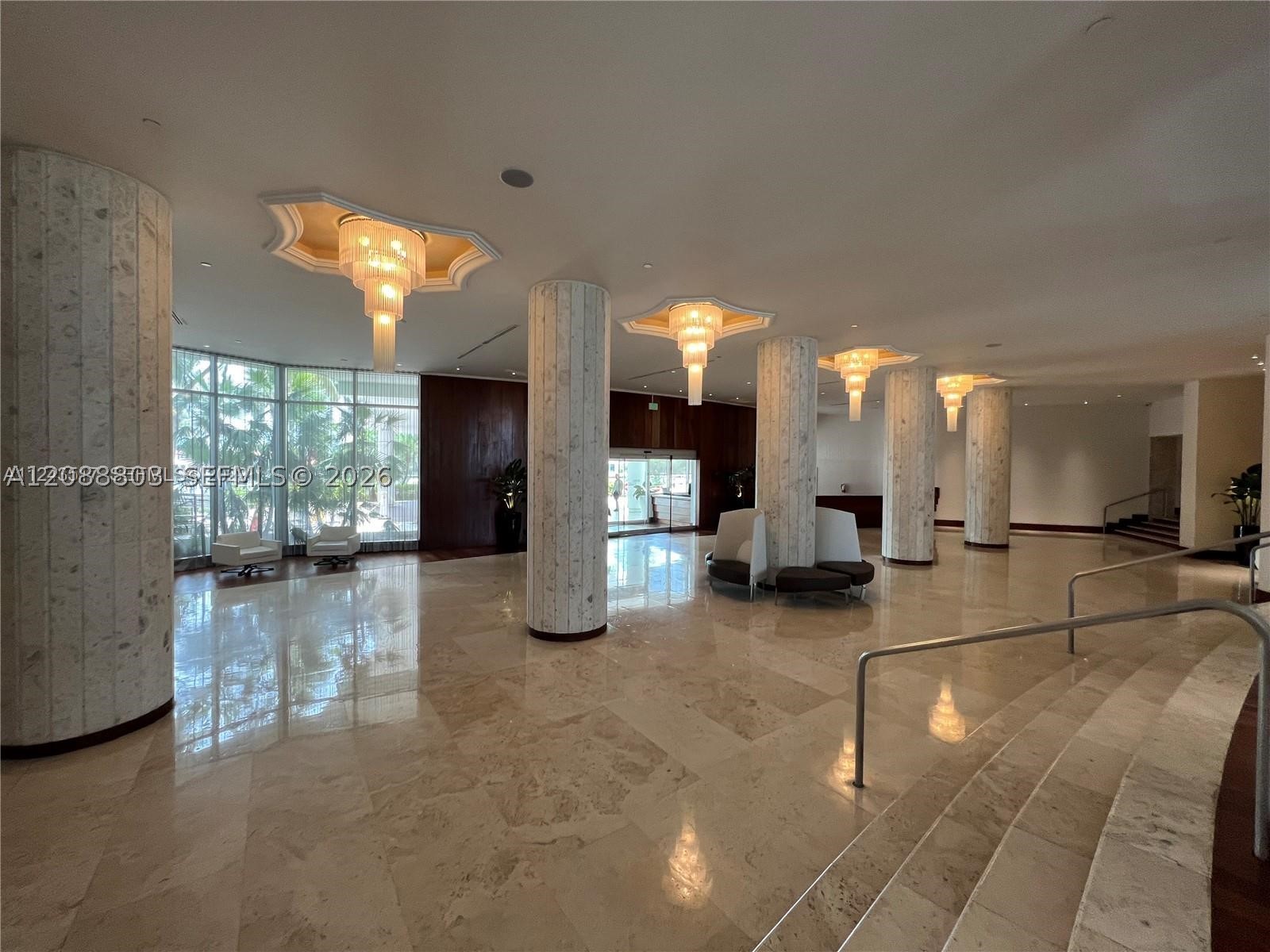 5161 Collins Ave #1710, Miami Beach FL 33140