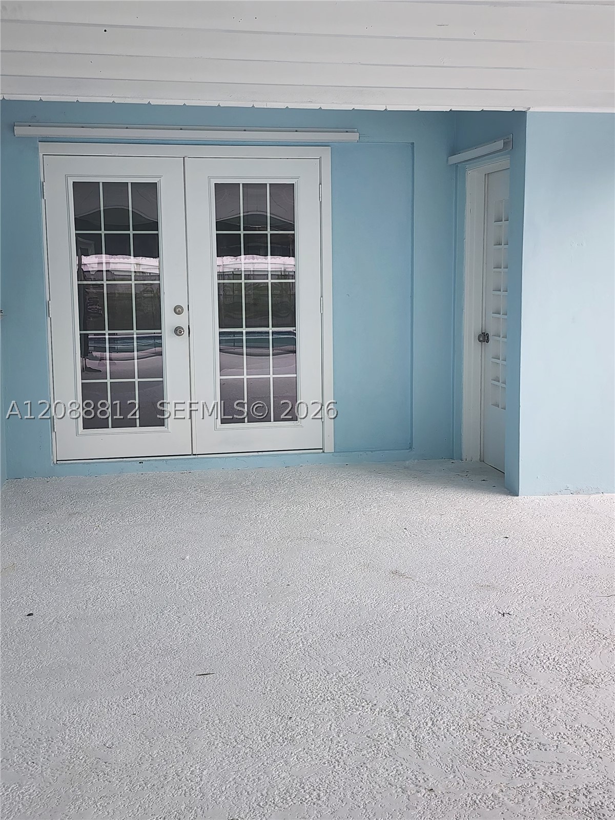 9301 SW 54th St, Miami FL 33165