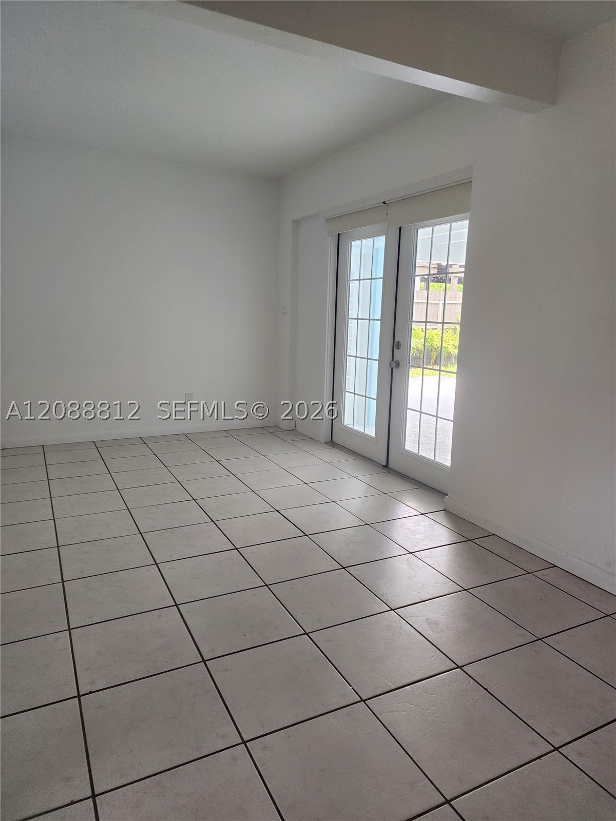 9301 SW 54th St, Miami FL 33165