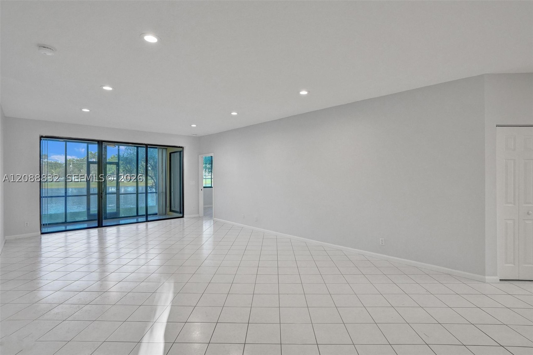 6765 Montego Bay Blvd #E, Boca Raton FL 33433
