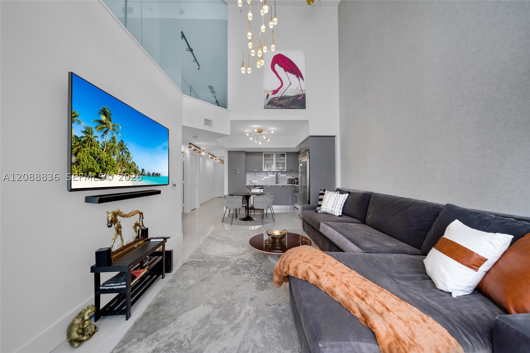 41 SE 5th St #1407, Miami FL 33131