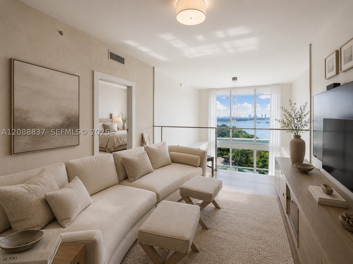 900 Biscayne Blvd #1109, Miami FL 33132