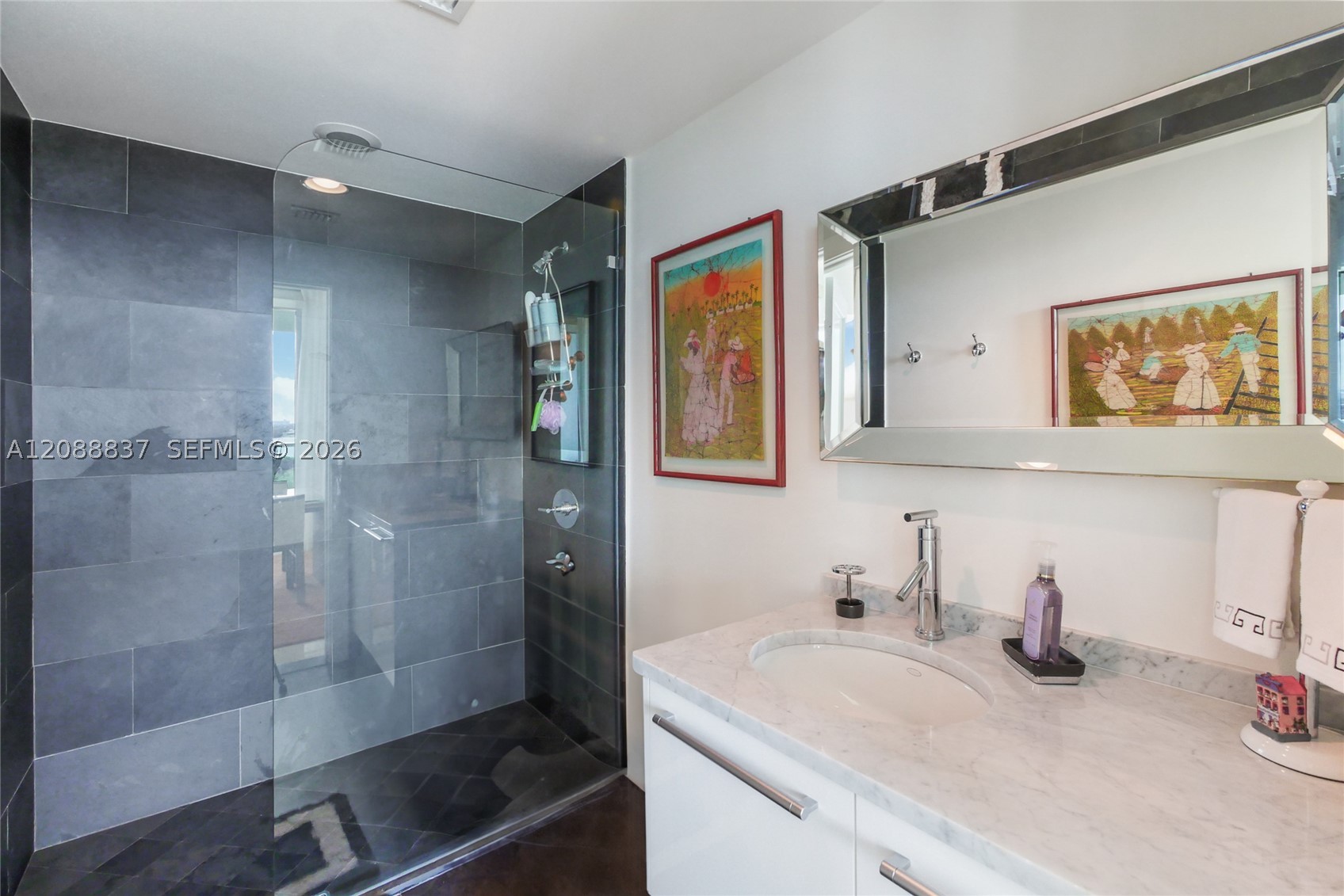 900 Biscayne Blvd #1109, Miami FL 33132