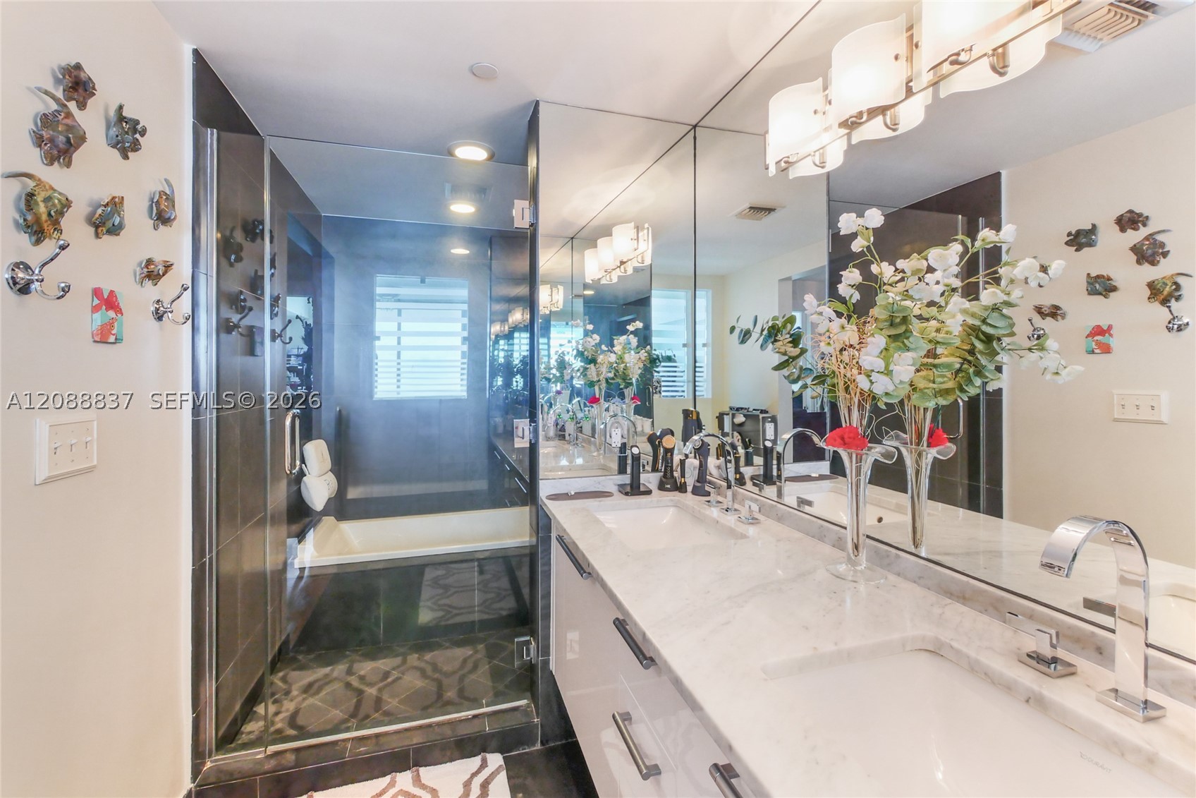 900 Biscayne Blvd #1109, Miami FL 33132