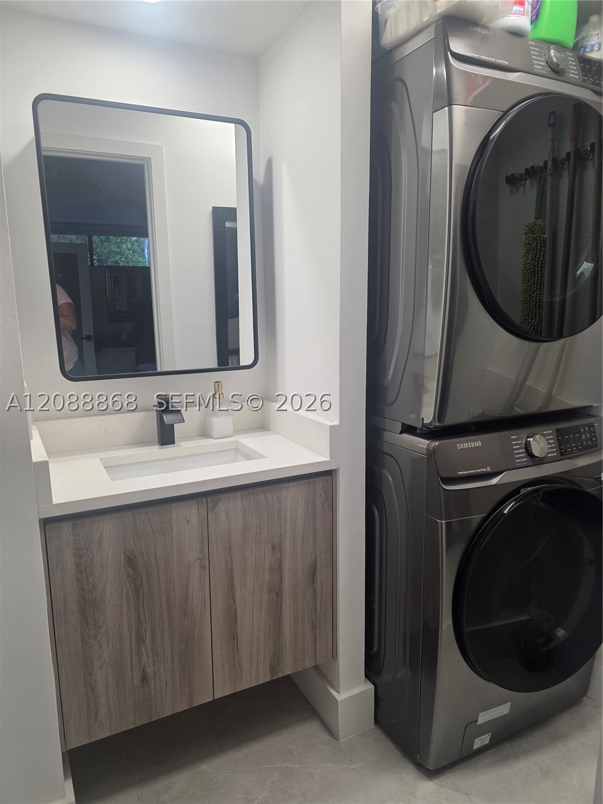 6446 E Miami Lakes Dr E, Miami Lakes FL 33014