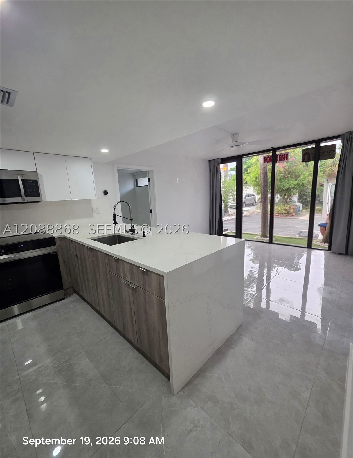 6446 E Miami Lakes Dr E, Miami Lakes FL 33014