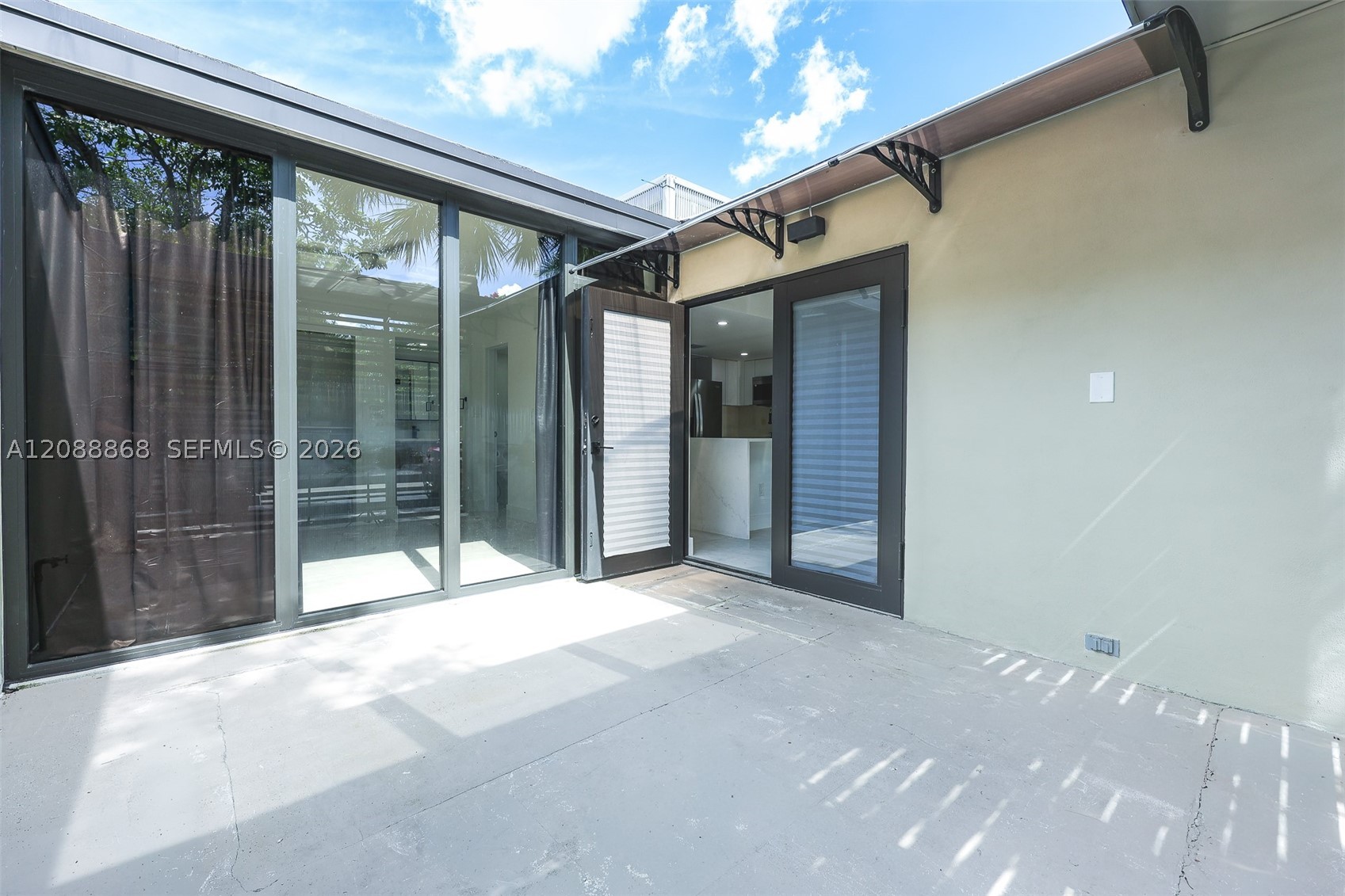 6446 E Miami Lakes Dr E, Miami Lakes FL 33014