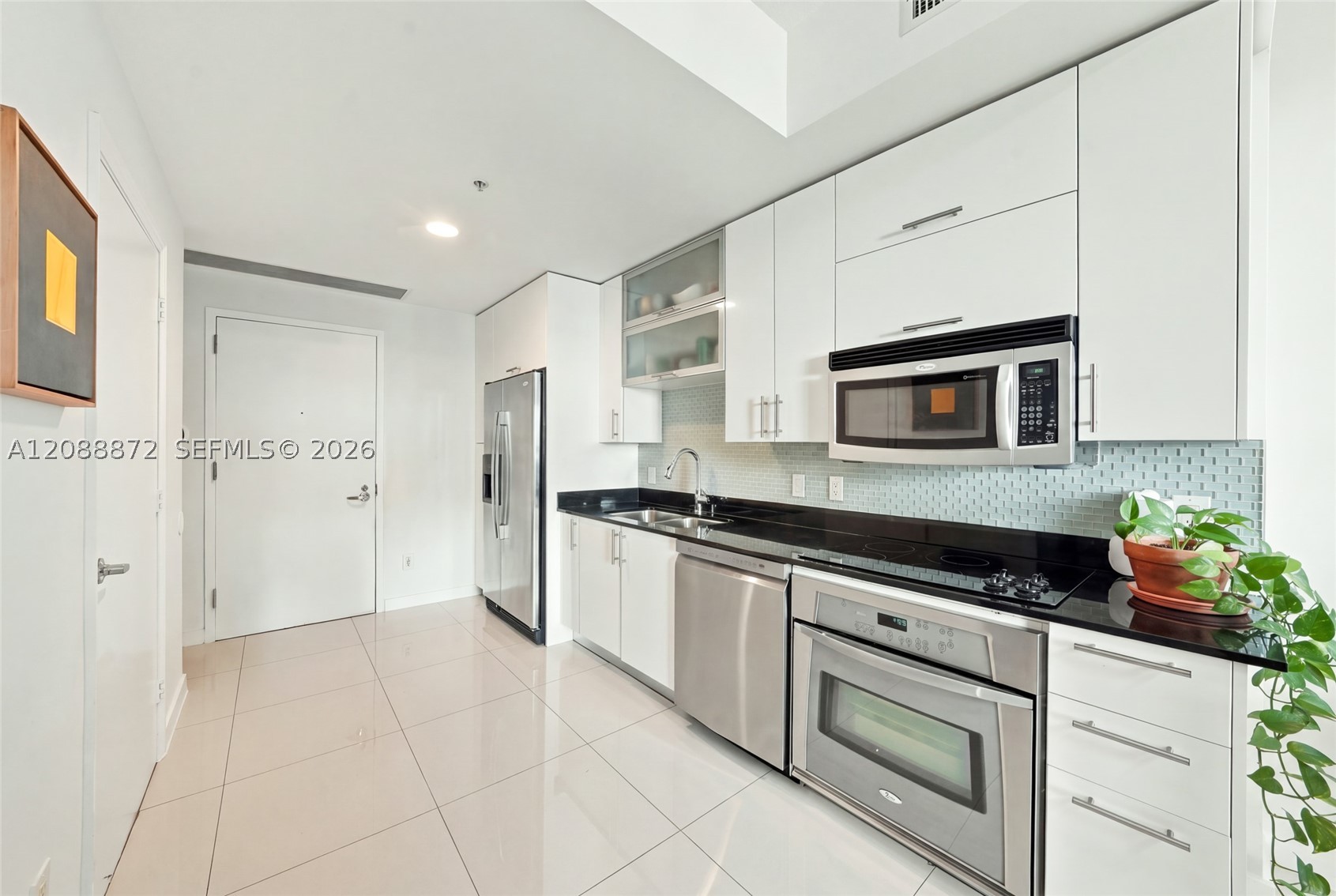 60 SW 13th St #3204, Miami FL 33130
