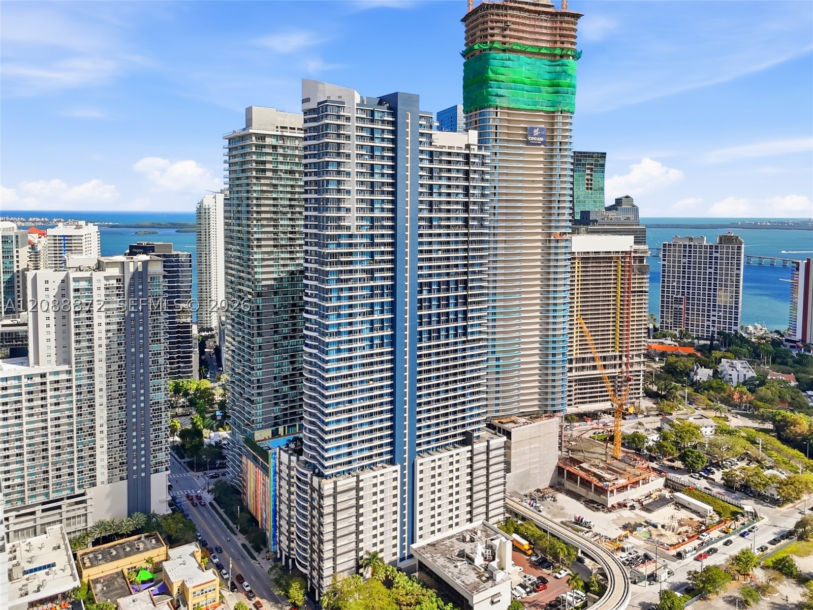 60 SW 13th St #3204, Miami FL 33130