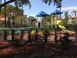 155 NW 96th Ter #2-202, Pembroke Pines FL 33024