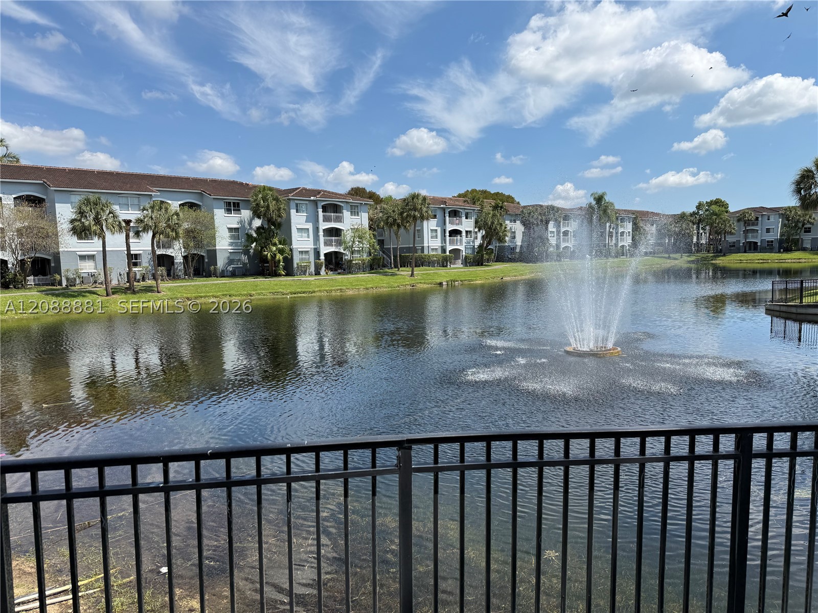 155 NW 96th Ter #2-202, Pembroke Pines FL 33024