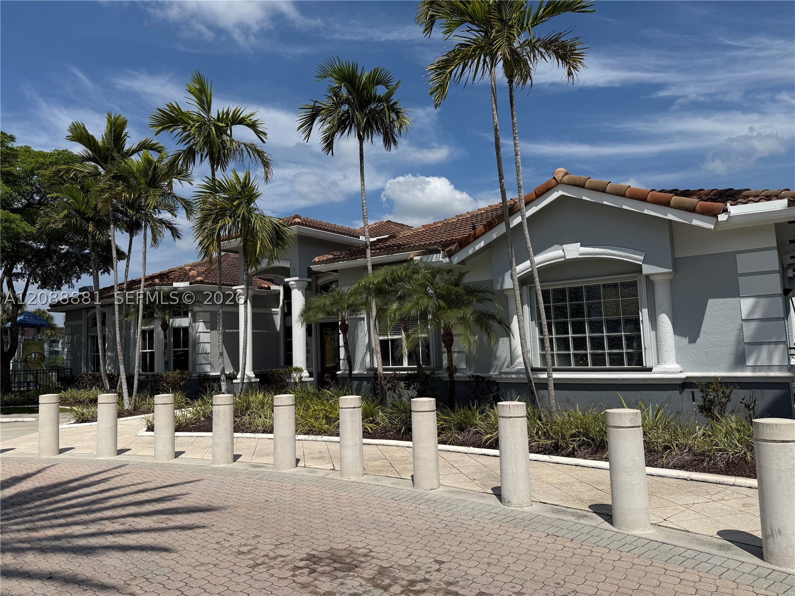 155 NW 96th Ter #2-202, Pembroke Pines FL 33024