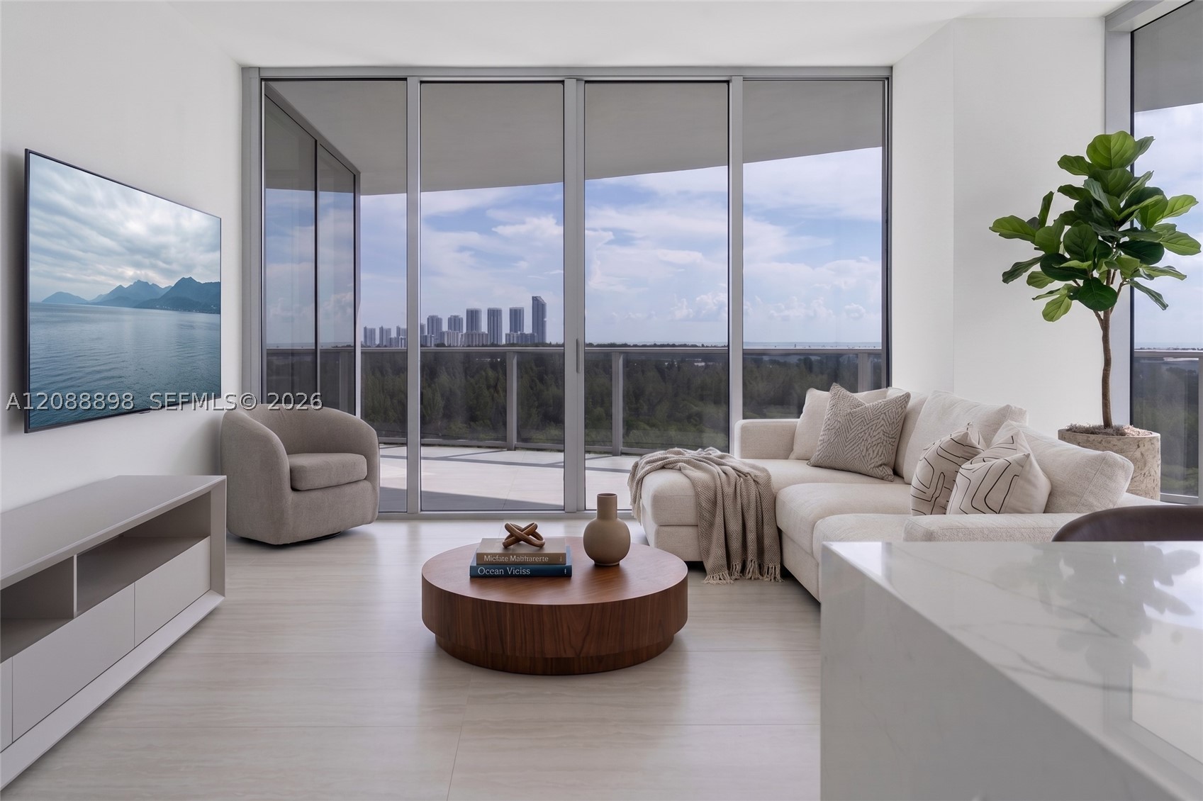 2411 Laguna Circle #1001, North Miami FL 33181