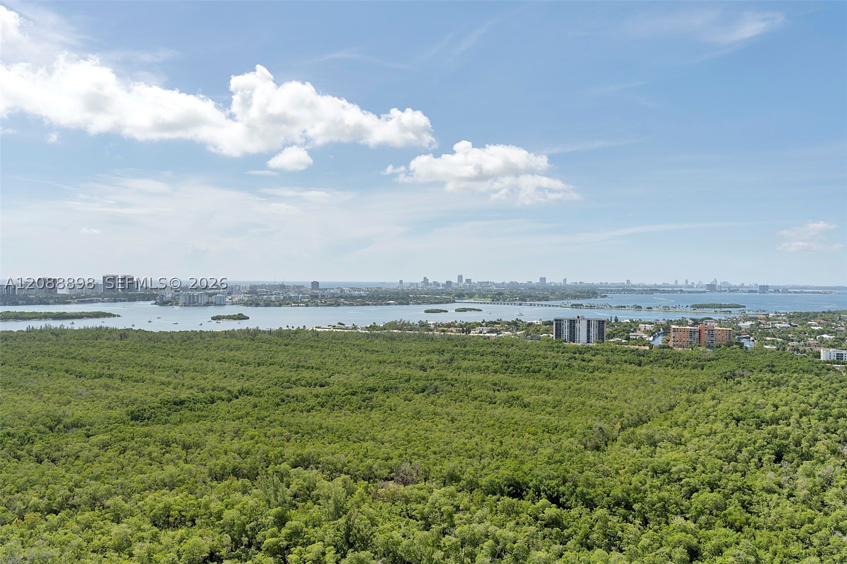 2411 Laguna Circle #1001, North Miami FL 33181