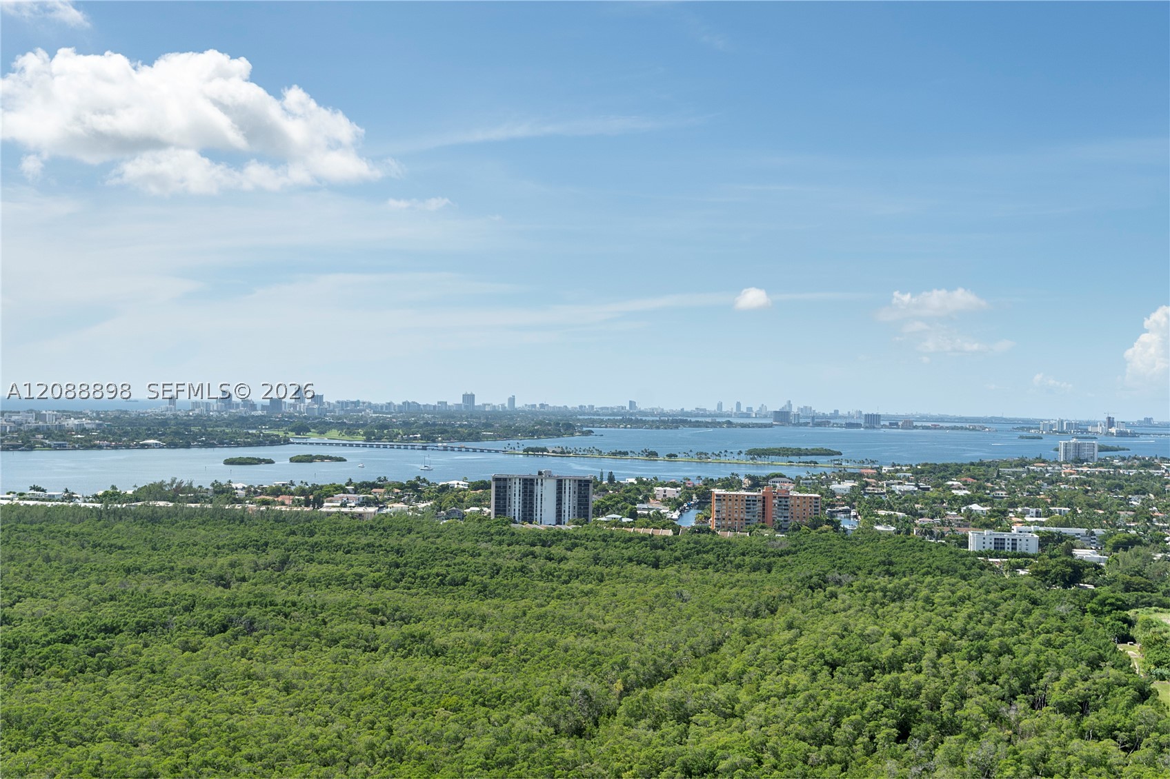 2411 Laguna Circle #1001, North Miami FL 33181