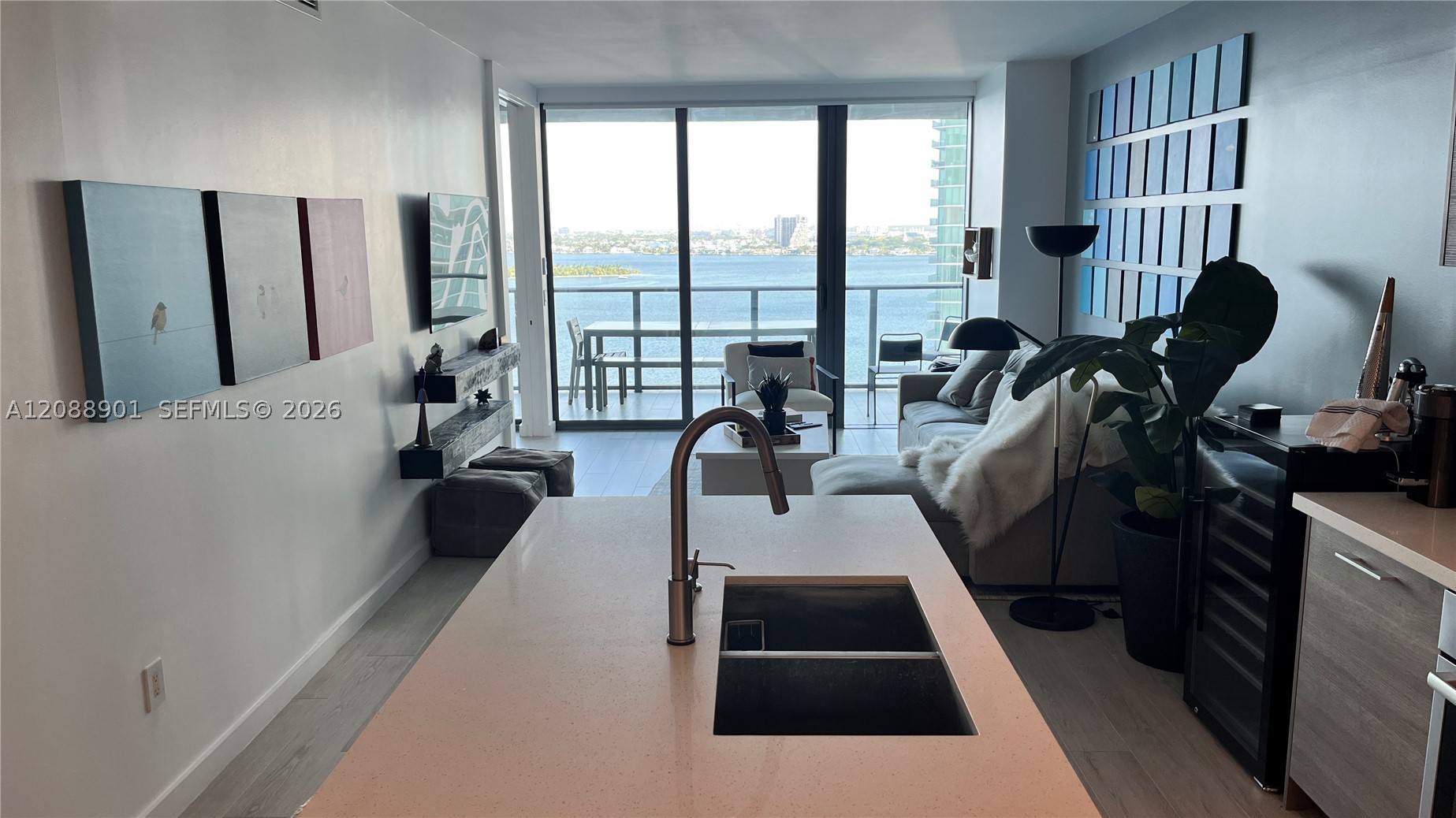 650 NE 32nd St #2003, Miami FL 33137
