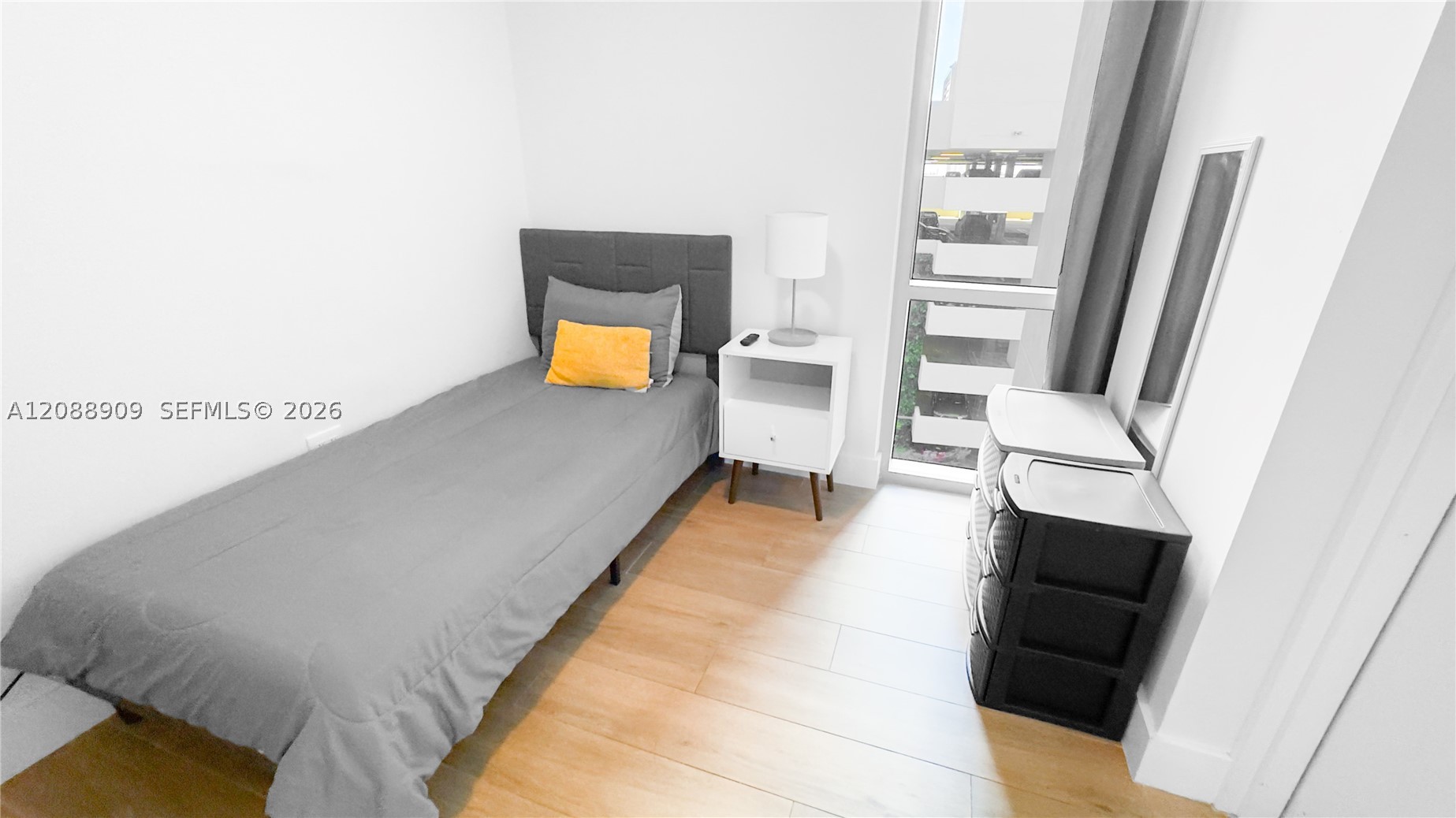 16385 Biscayne Blvd #707, North Miami Beach FL 33160