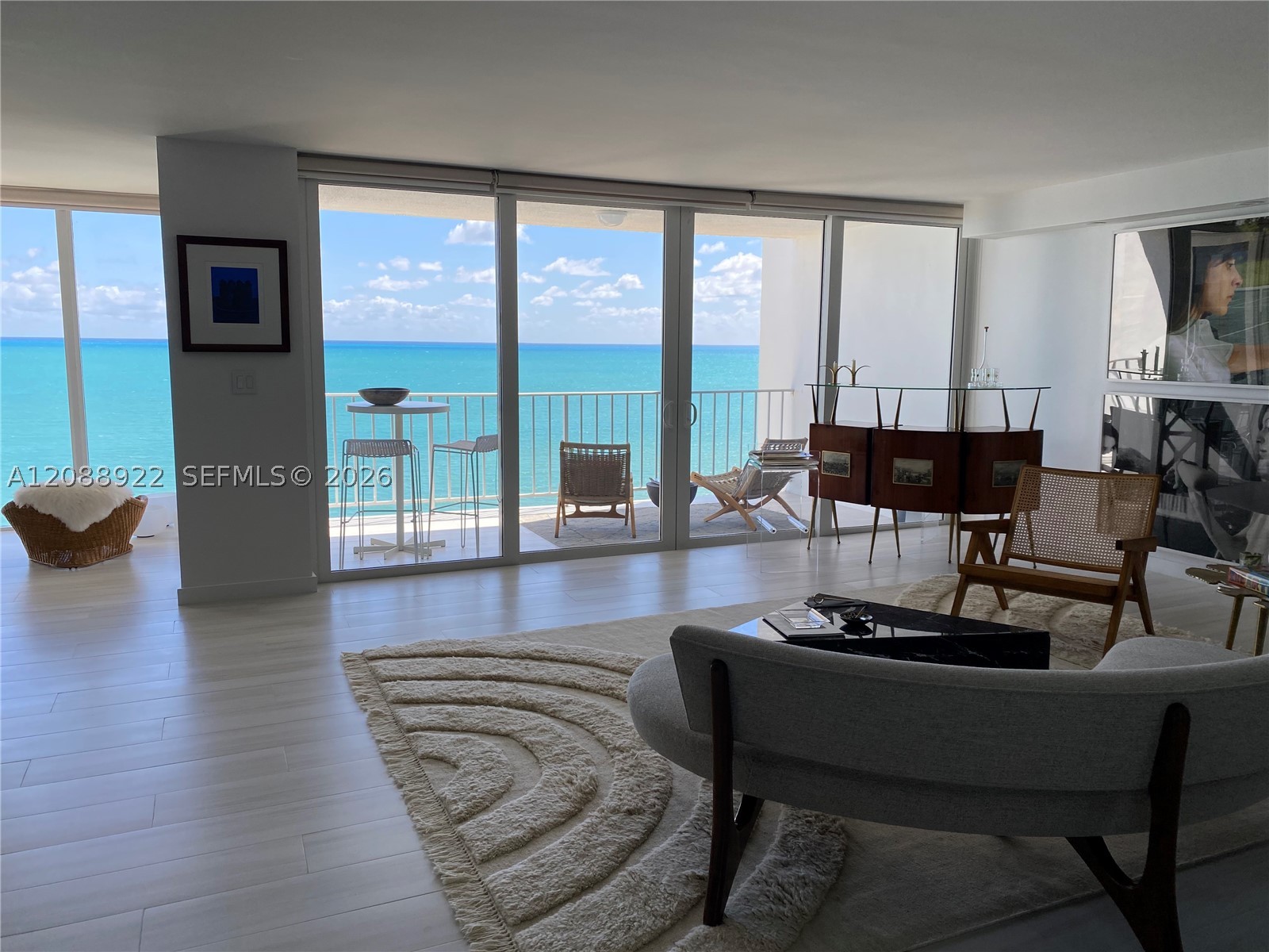 881 Ocean Dr #12C, Key Biscayne FL 33149