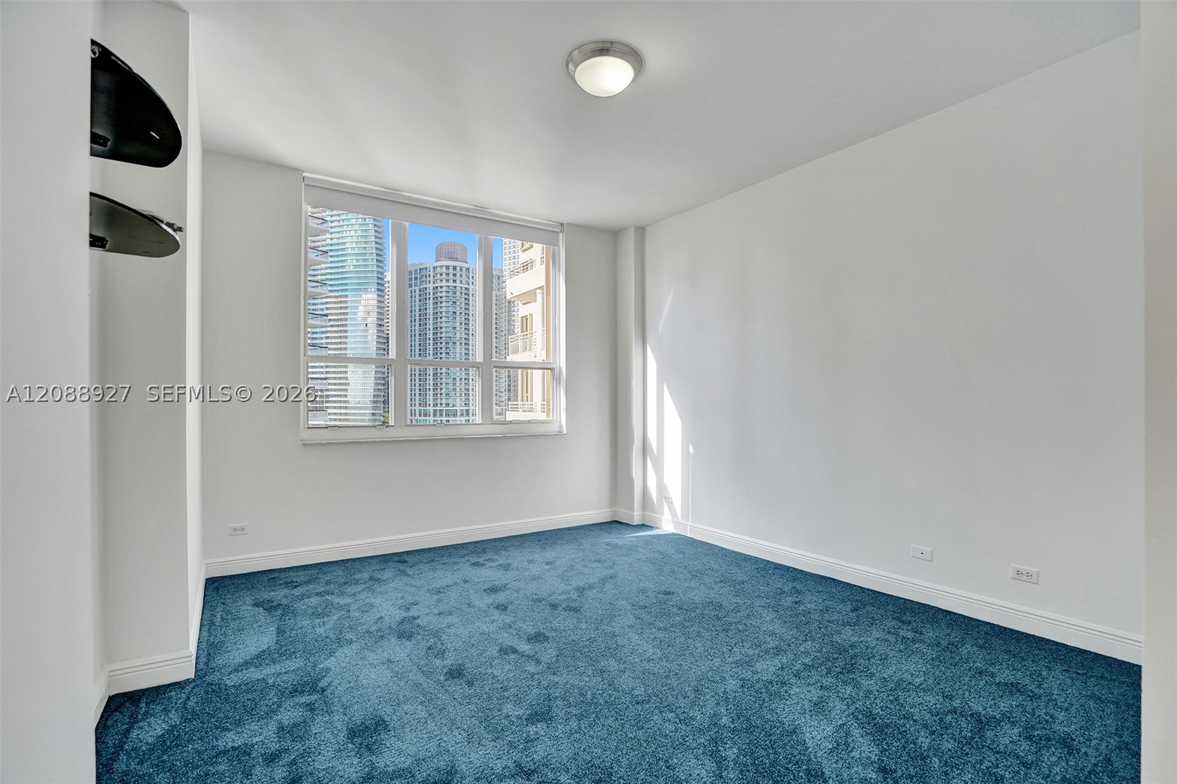 888 Brickell Key Dr #1901, Miami FL 33131