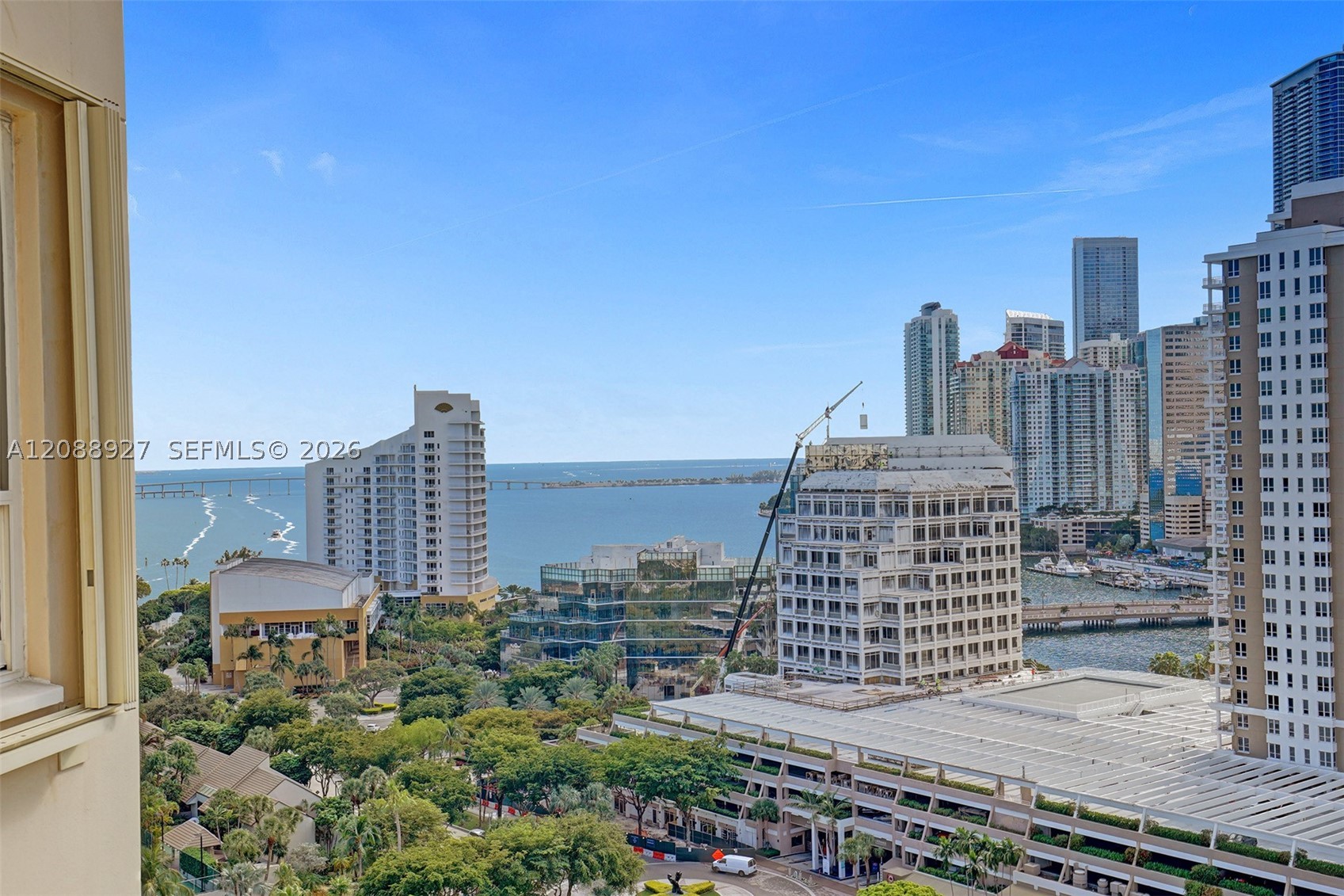 888 Brickell Key Dr #1901, Miami FL 33131