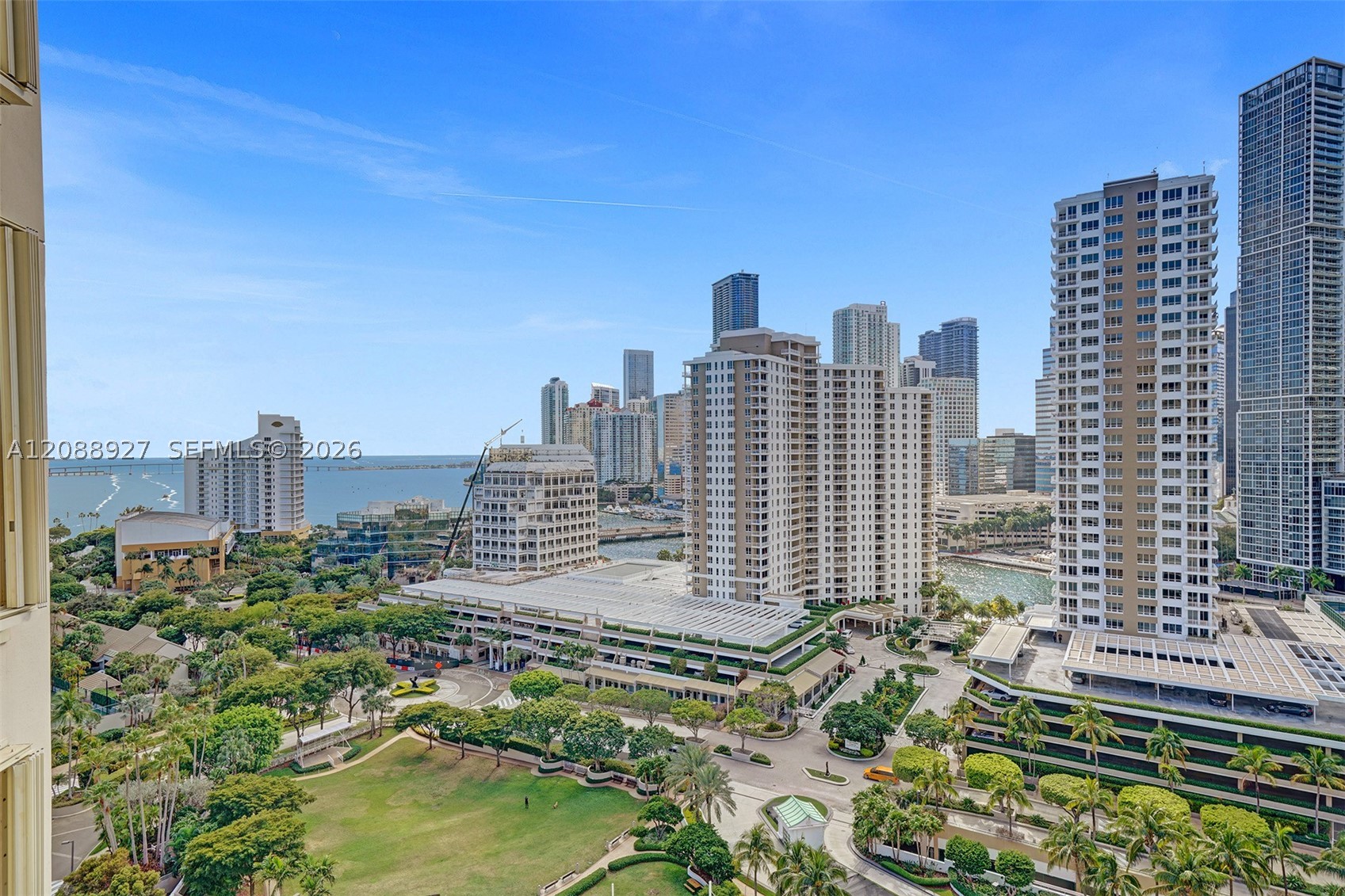 888 Brickell Key Dr #1901, Miami FL 33131
