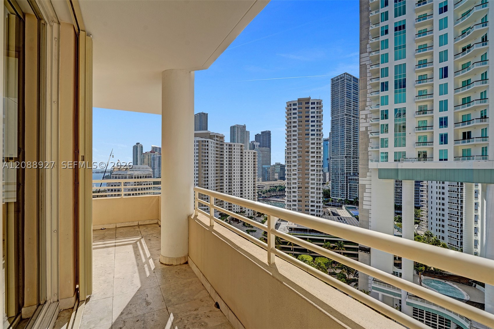 888 Brickell Key Dr #1901, Miami FL 33131