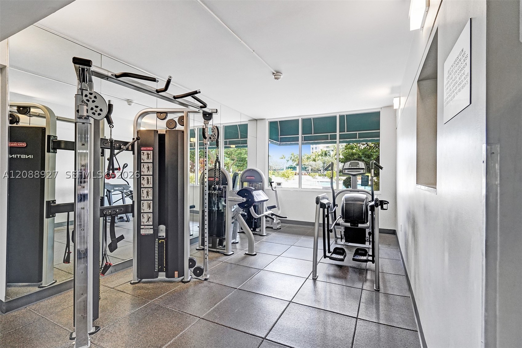 888 Brickell Key Dr #1901, Miami FL 33131