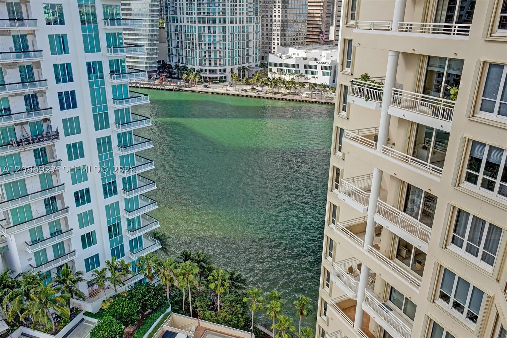 888 Brickell Key Dr #1901, Miami FL 33131