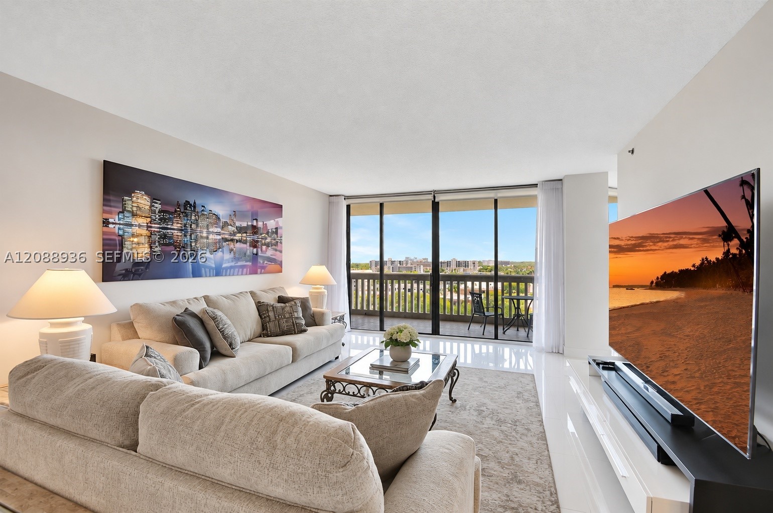 2000 Island Blvd #808, Aventura FL 33160