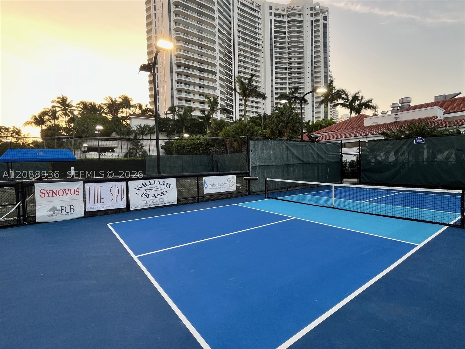 2000 Island Blvd #808, Aventura FL 33160