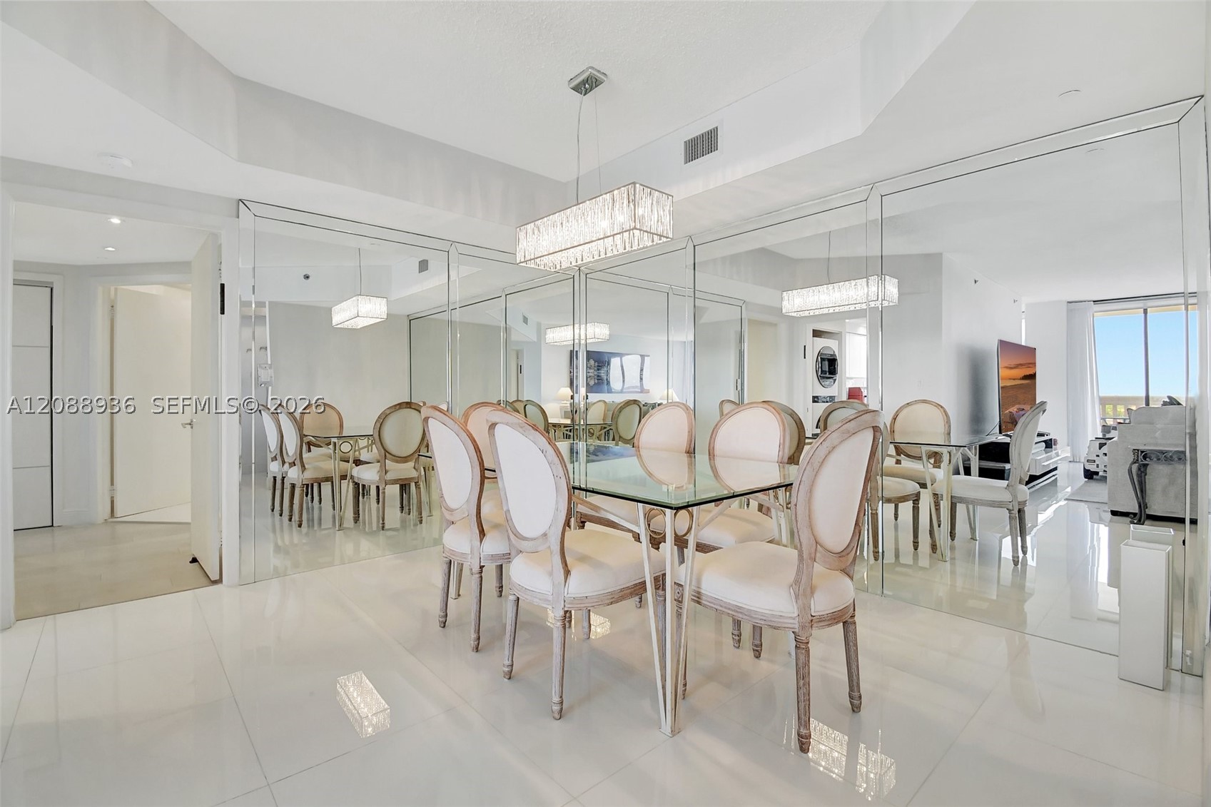 2000 Island Blvd #808, Aventura FL 33160