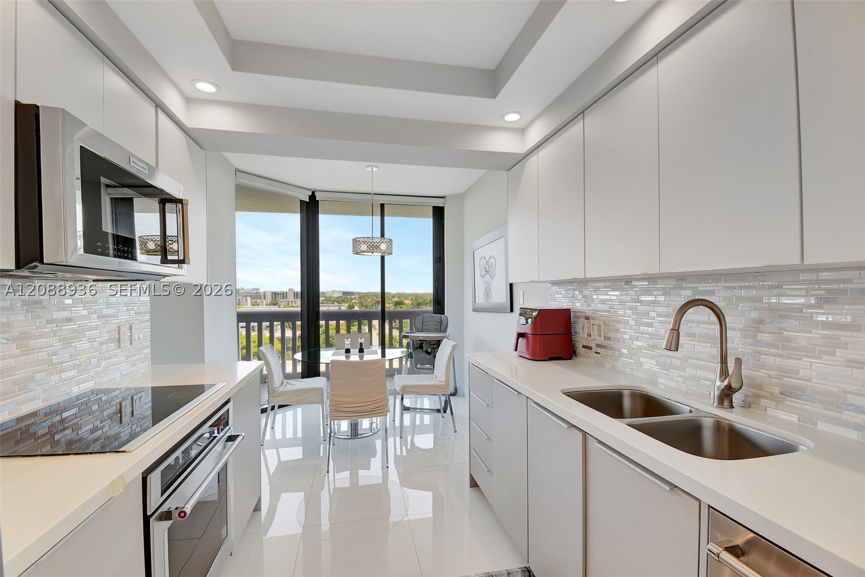 2000 Island Blvd #808, Aventura FL 33160