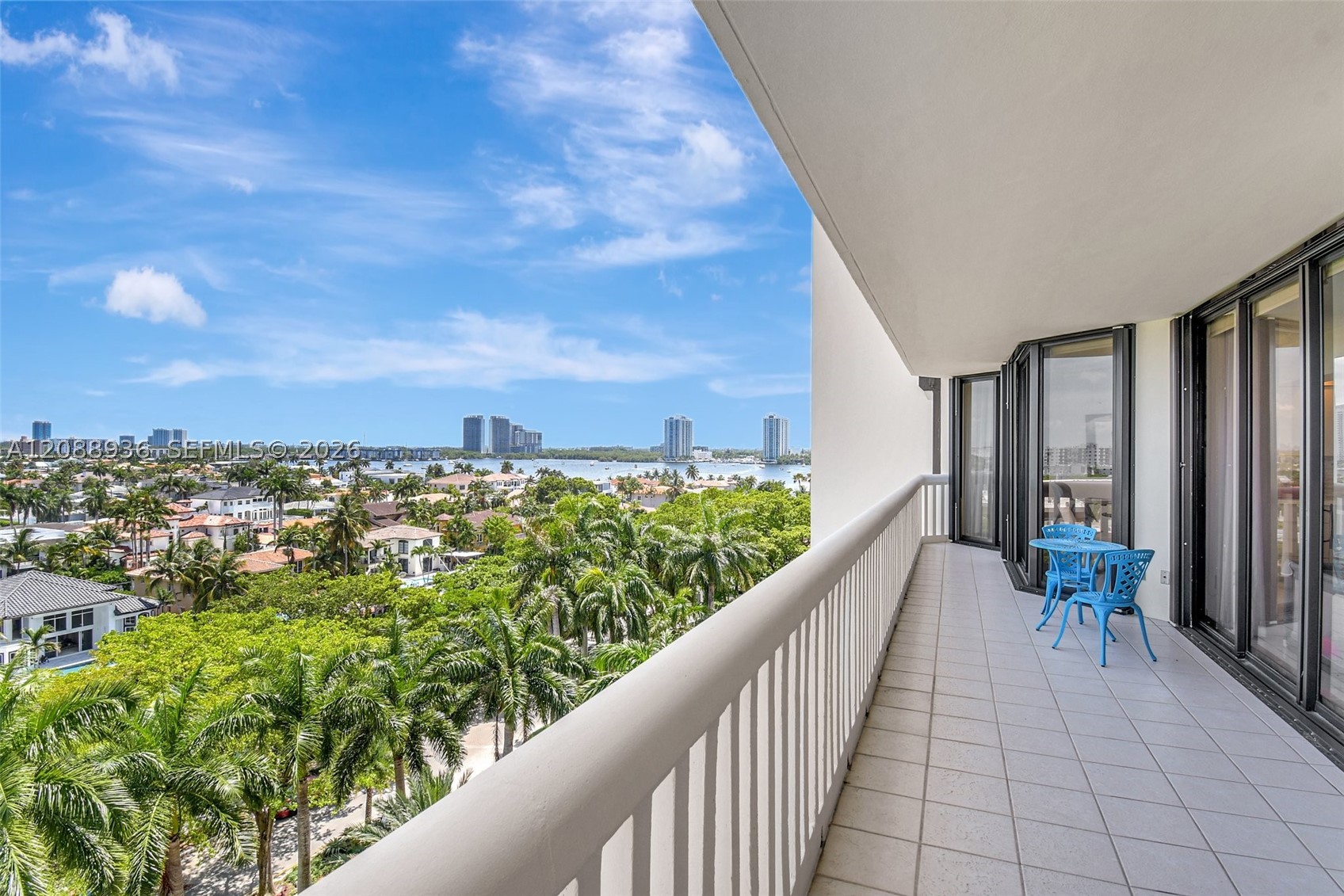 2000 Island Blvd #808, Aventura FL 33160
