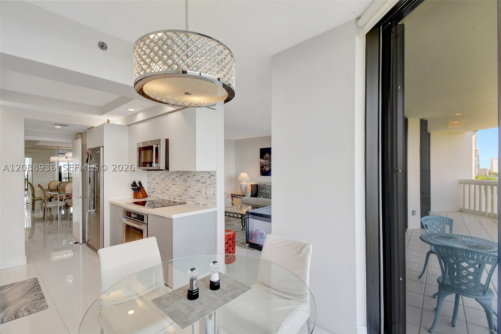 2000 Island Blvd #808, Aventura FL 33160