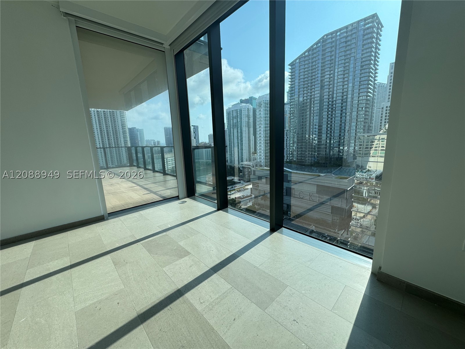88 SW 7th St #1711, Miami FL 33130