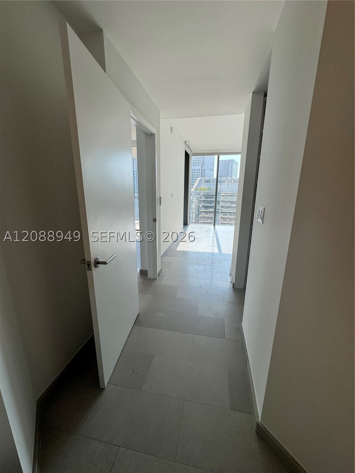 88 SW 7th St #1711, Miami FL 33130