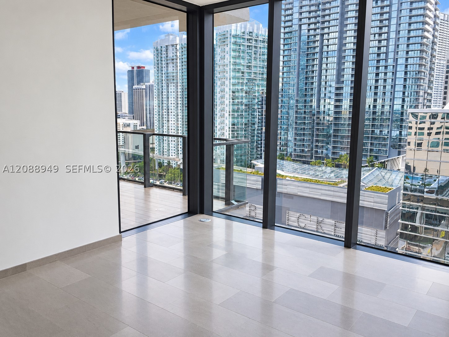 88 SW 7th St #1711, Miami FL 33130