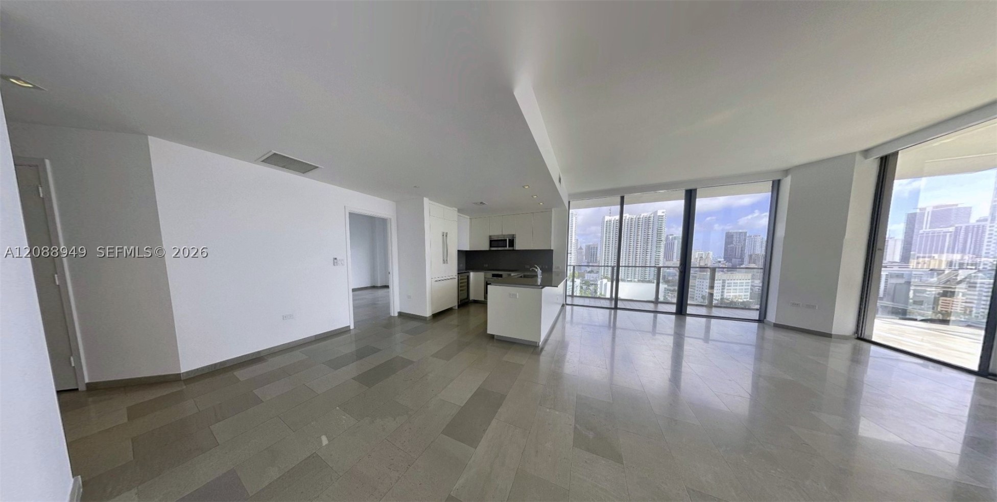 88 SW 7th St #1711, Miami FL 33130
