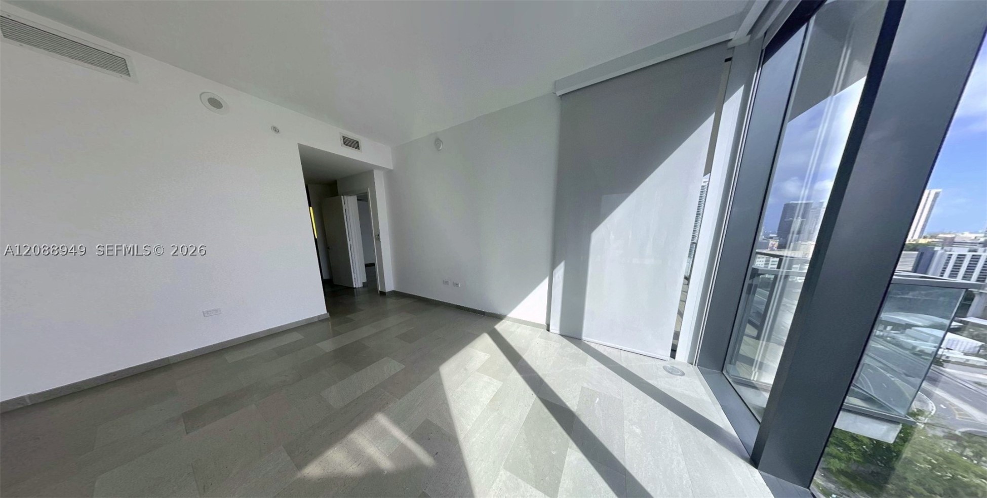 88 SW 7th St #1711, Miami FL 33130