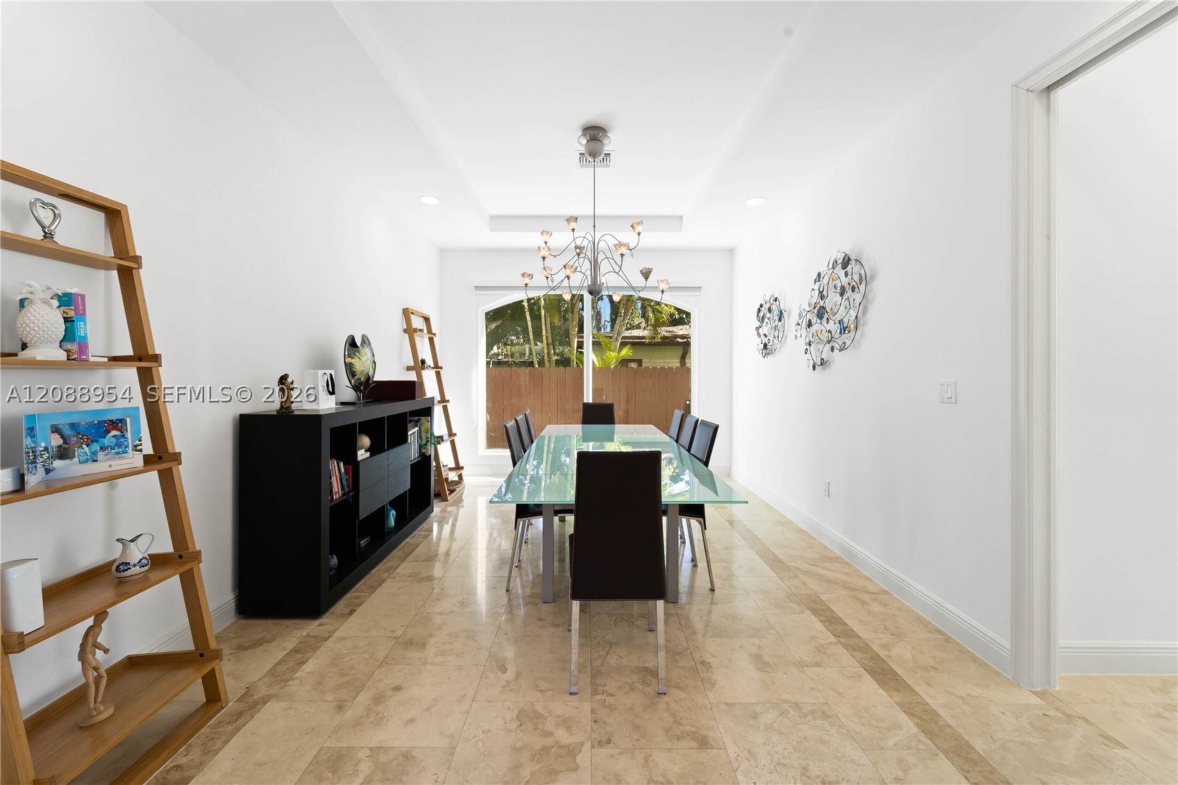 1490 Cleveland Rd, Miami Beach FL 33141