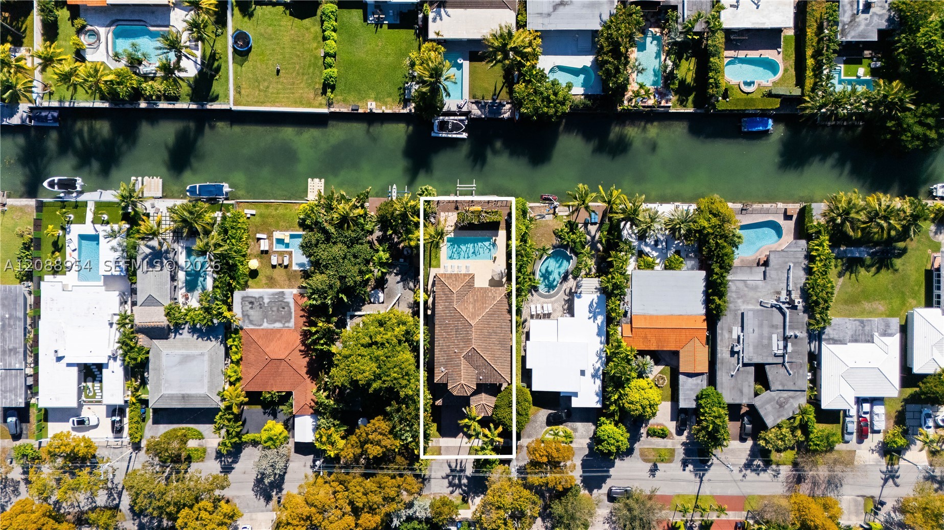1490 Cleveland Rd, Miami Beach FL 33141